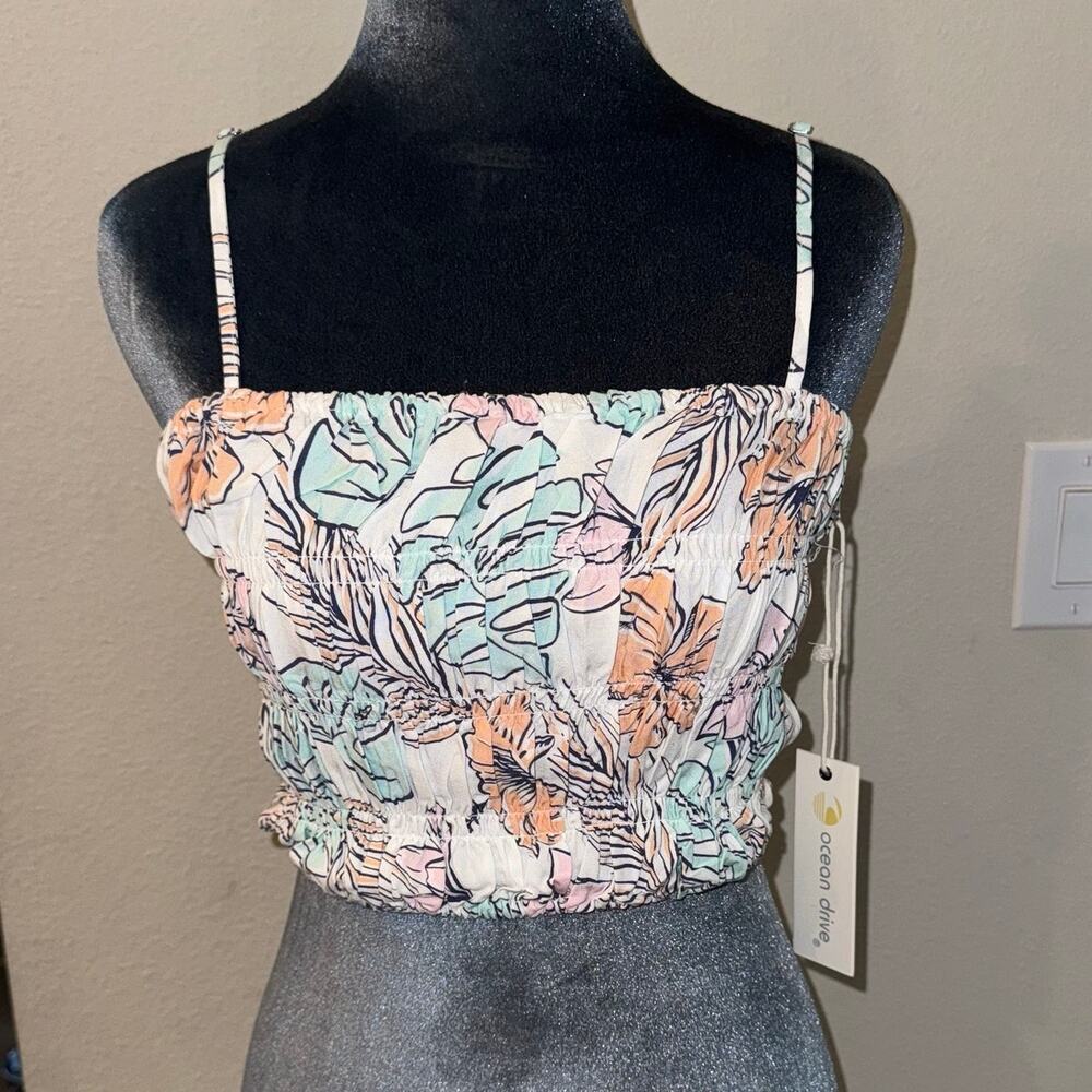 Ocean Drive NWT Tropical Smocked Cami Crop Top Floral Hibiscus Print Medium